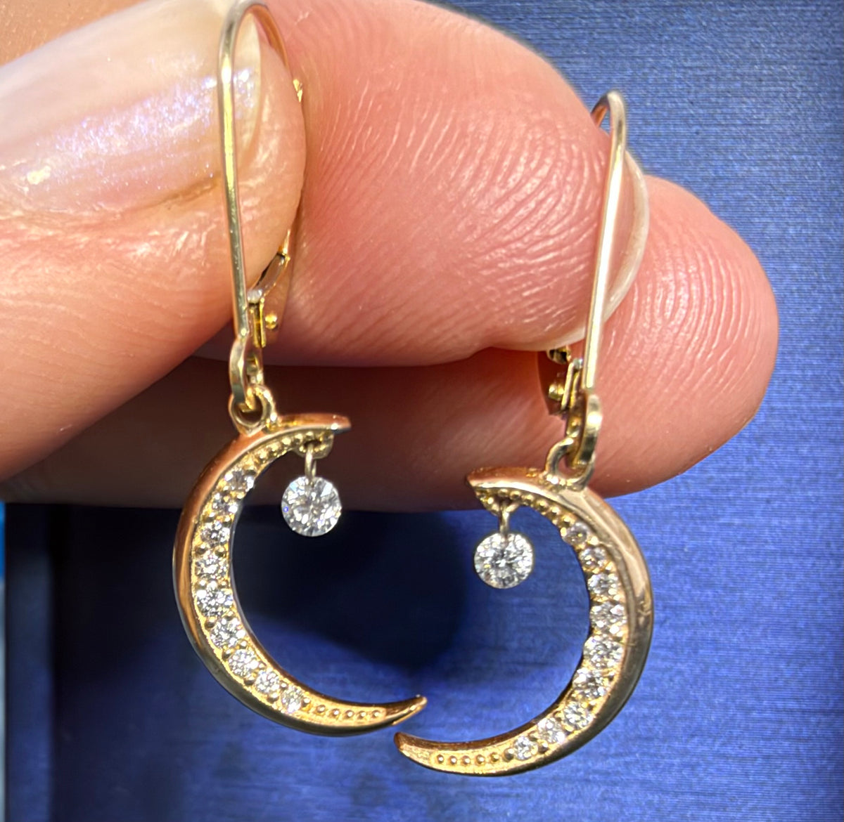 14k Gold Diamond Crescent MOON Pendant w Dangling Diamond. Leverbacks *Video*