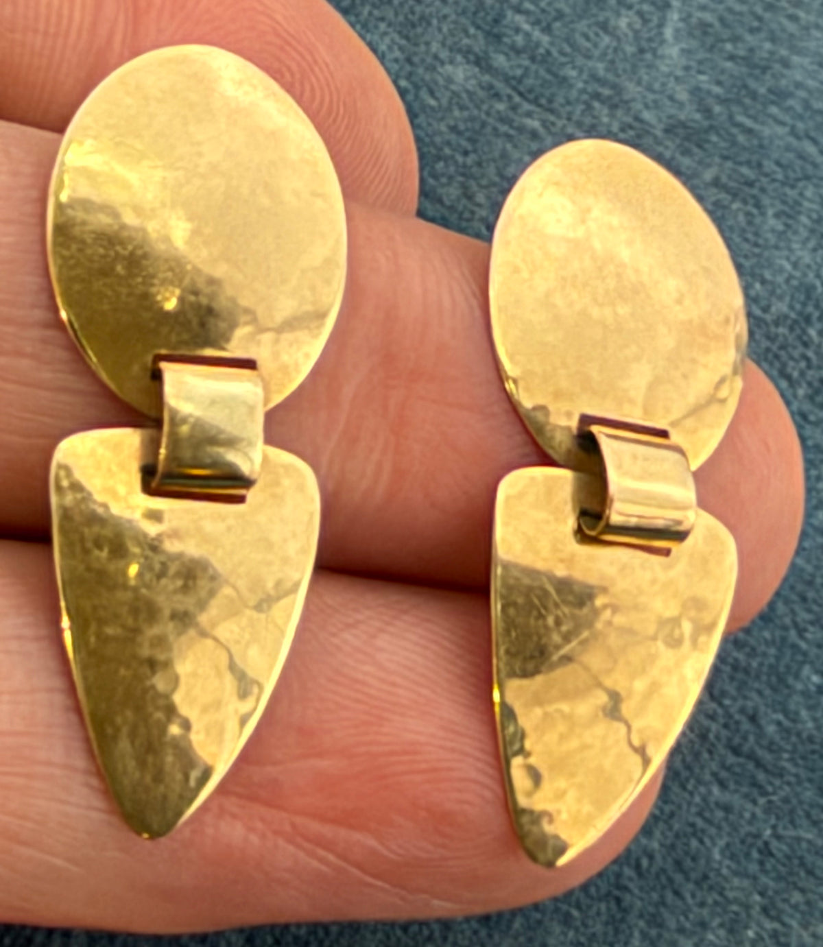 14k Yellow Gold James Avery Modernist Hammered Earrings. 1.3"  Kinetic!