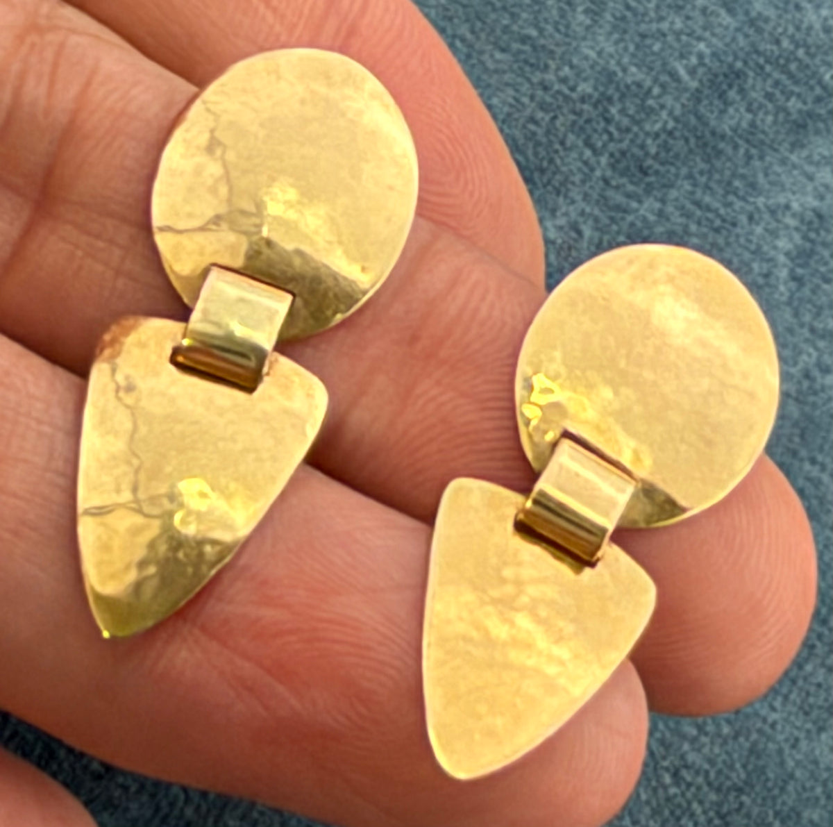 14k Yellow Gold James Avery Modernist Hammered Earrings. 1.3"  Kinetic!