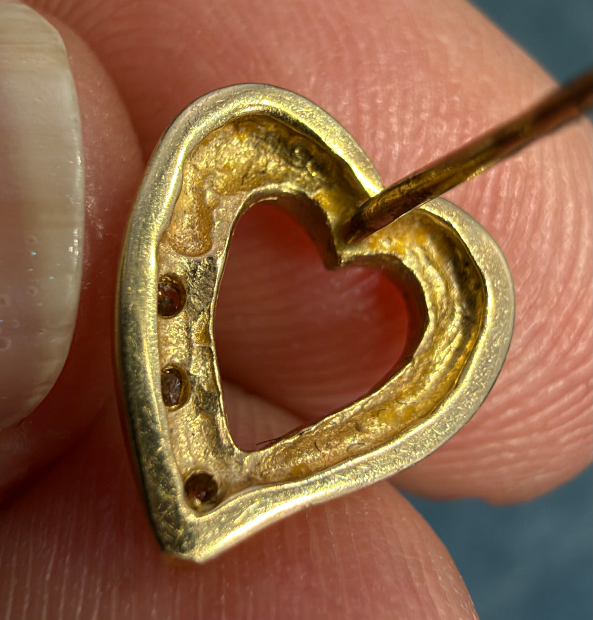 14k Yellow Gold Diamond Open HEART Earrings. Small 11mm