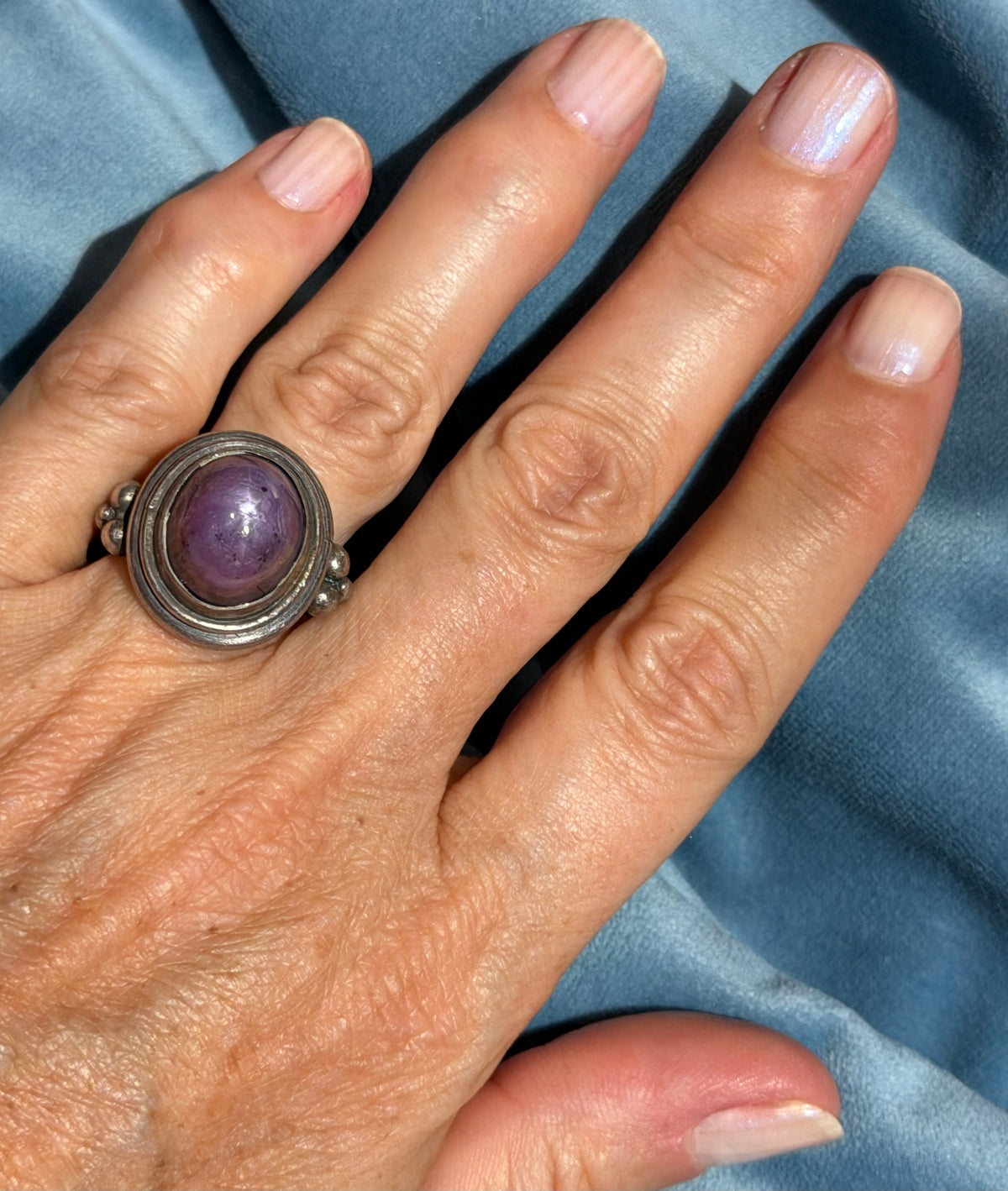 Purple Star Ruby Sapphire Cabochon Ring in Sterling Silver. 15g *Video*