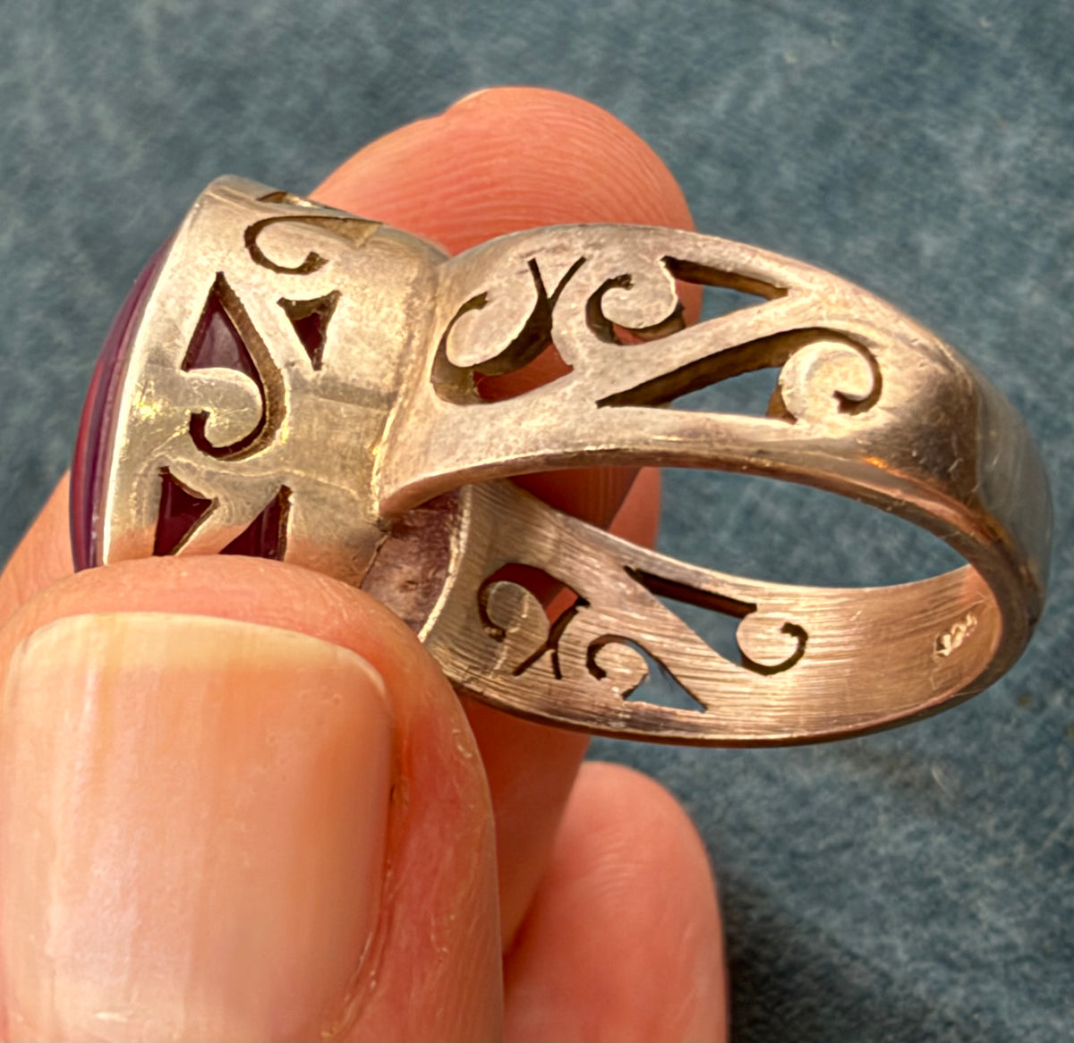 Pink Purple Star Ruby Sapphire in Tribal Filigree Silver Ring. 10g  *Video*
