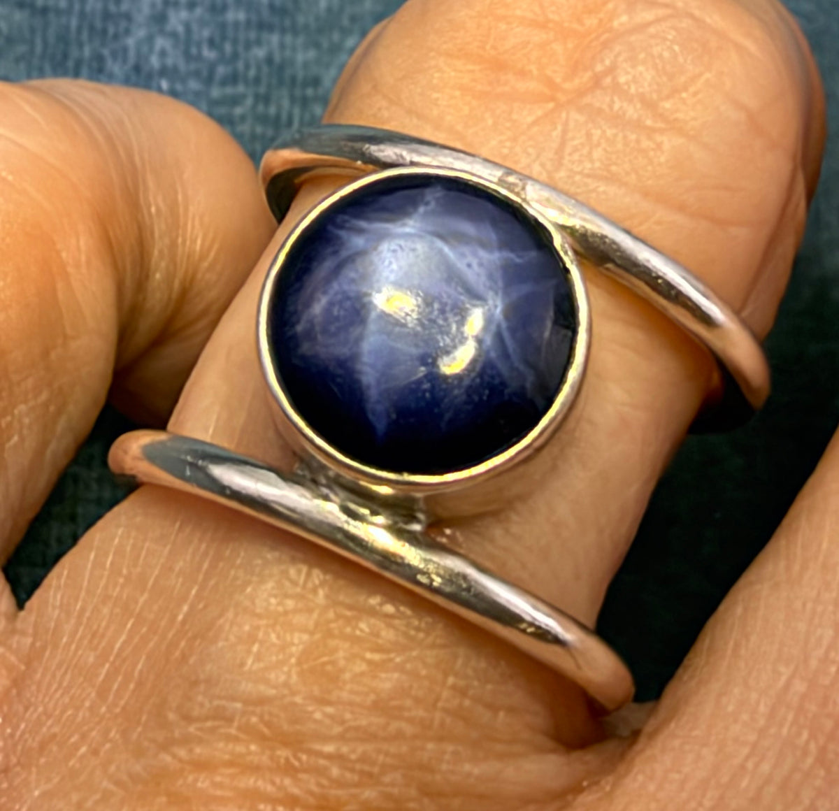 Blue Lindy Star Sapphire Double Ring in 925 Silver. Modern *Video*
