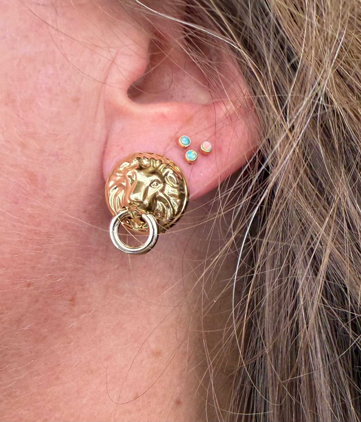 14k Gold Lion's Head 3-D Earrings. Door Knocker. Omega Back. Rare!