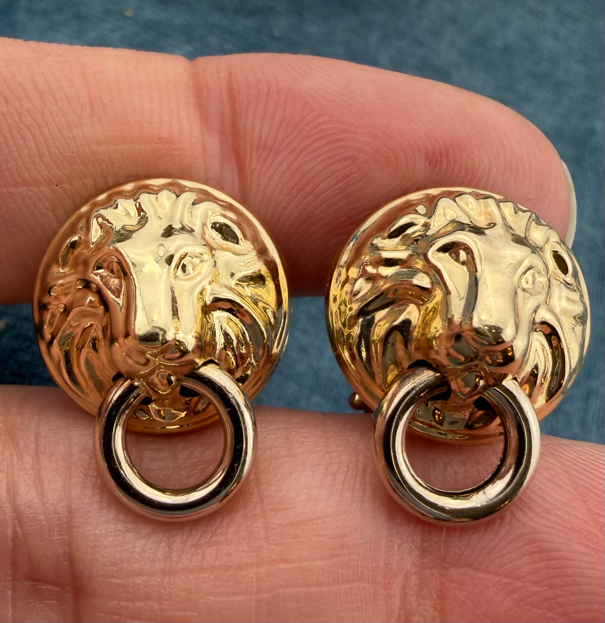 14k Gold Lion's Head 3-D Earrings. Door Knocker. Omega Back. Rare!