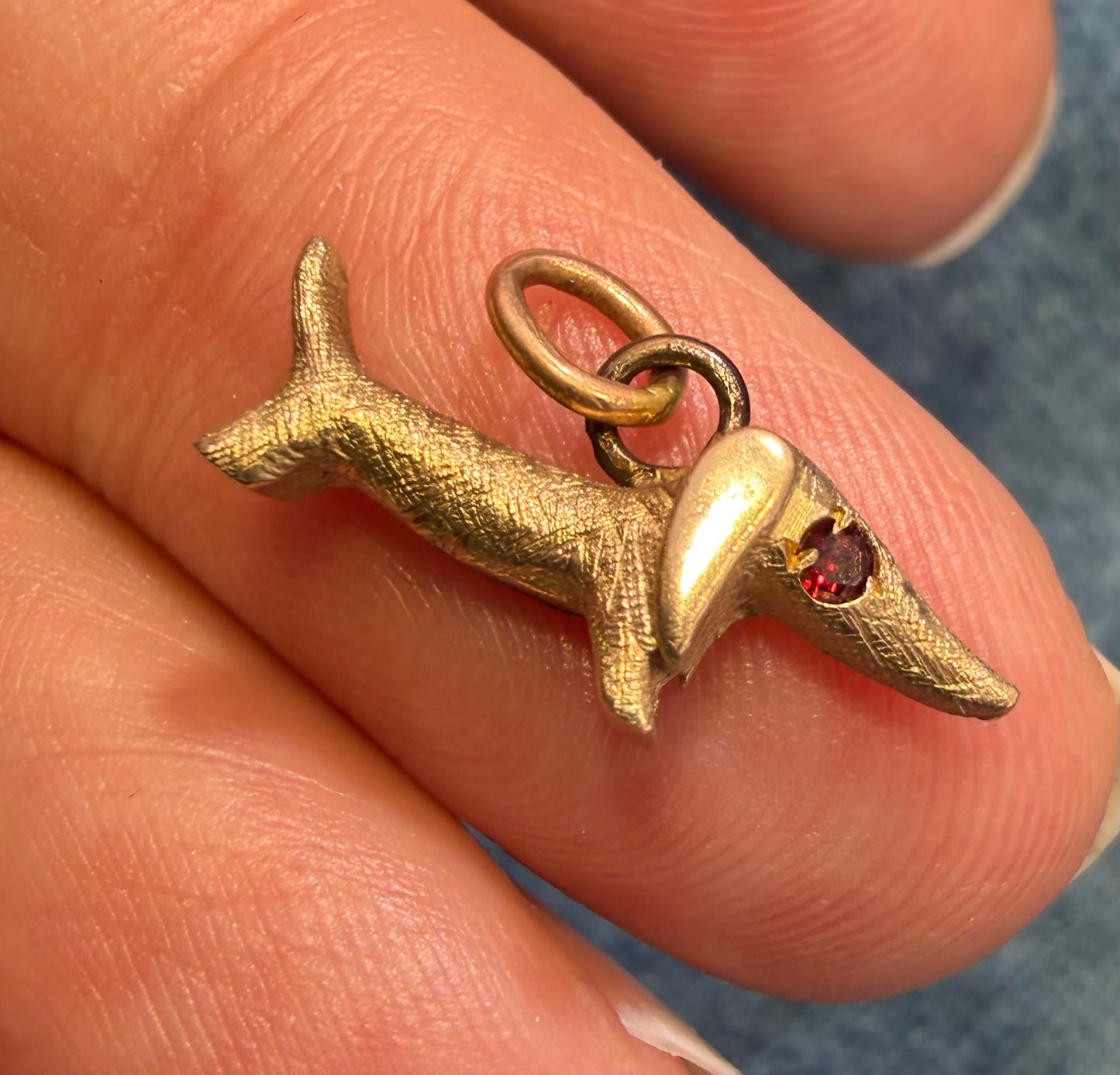 14k Yellow Gold Dachshund Wiener Dog Charm Pendant. 1950s Kitsch Cartoonish