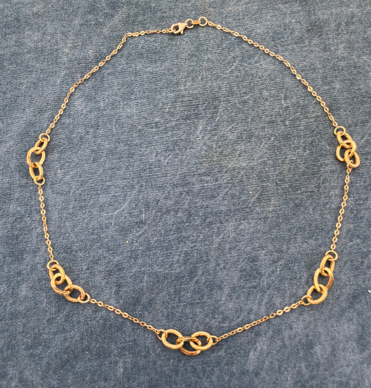 14k Yellow Gold Love Knot Fancy Link Station Chain Necklace