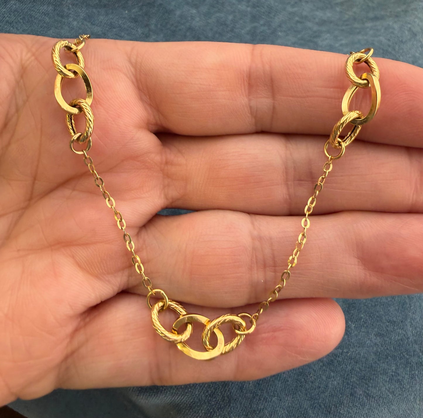 14k Yellow Gold Love Knot Fancy Link Station Chain Necklace