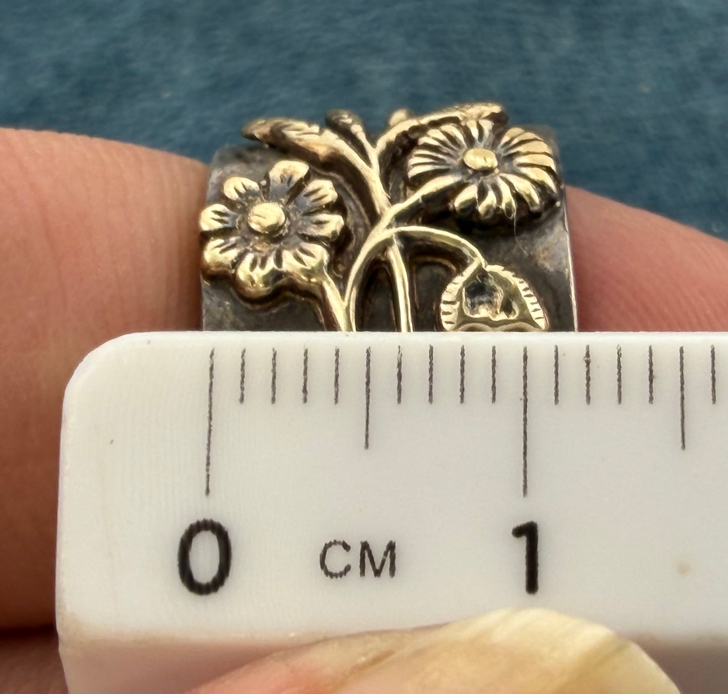 14k Yellow Gold Flowers on 925 Silver Wide Cigar Band Ring