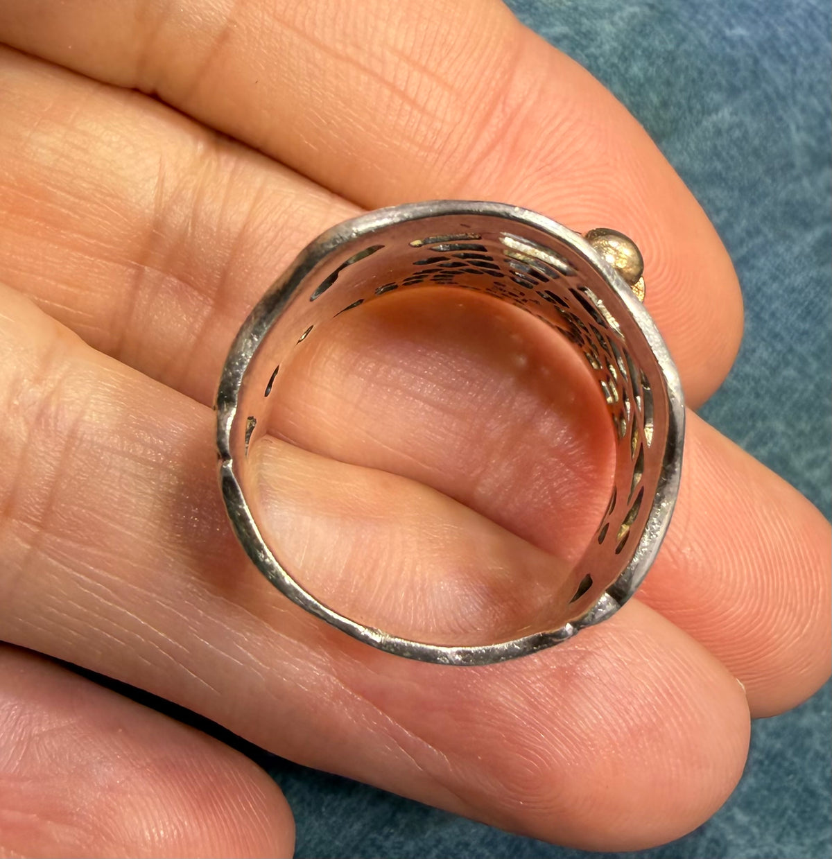 14k Yellow Gold + 925 Silver Spiderweb Ring. 0.9" Wide & 8.8g