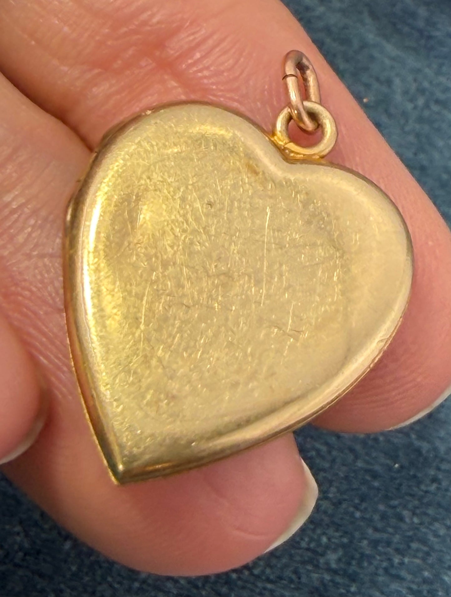 10k Yellow Gold Heart Pendant w Diamond Flower. Victorian B&N