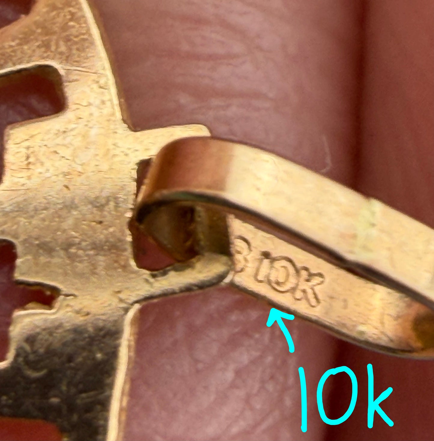 10k Yellow Gold Funny Pig Cut-Out Pendant. "DIETING - Do Not Feed"