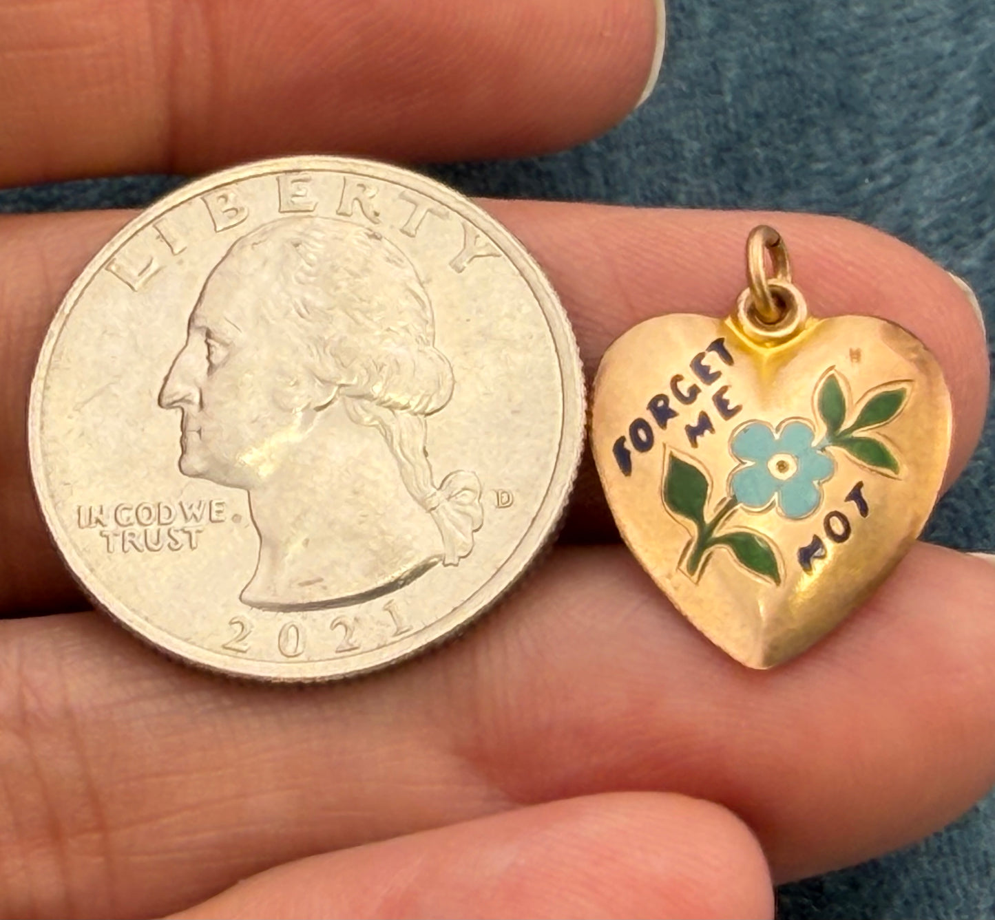 10k Yellow Gold FORGET-ME-NOT Enamel Heart Pendant. Antique