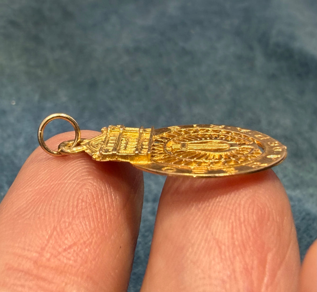 18k Yellow Rose Gold Opera de PARIS Medallion Pendant. 1"