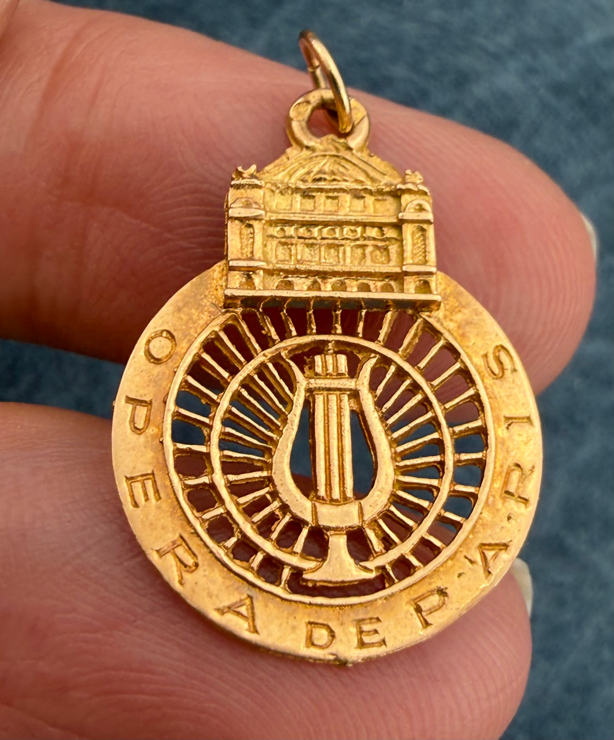 18k Yellow Rose Gold Opera de PARIS Medallion Pendant. 1"