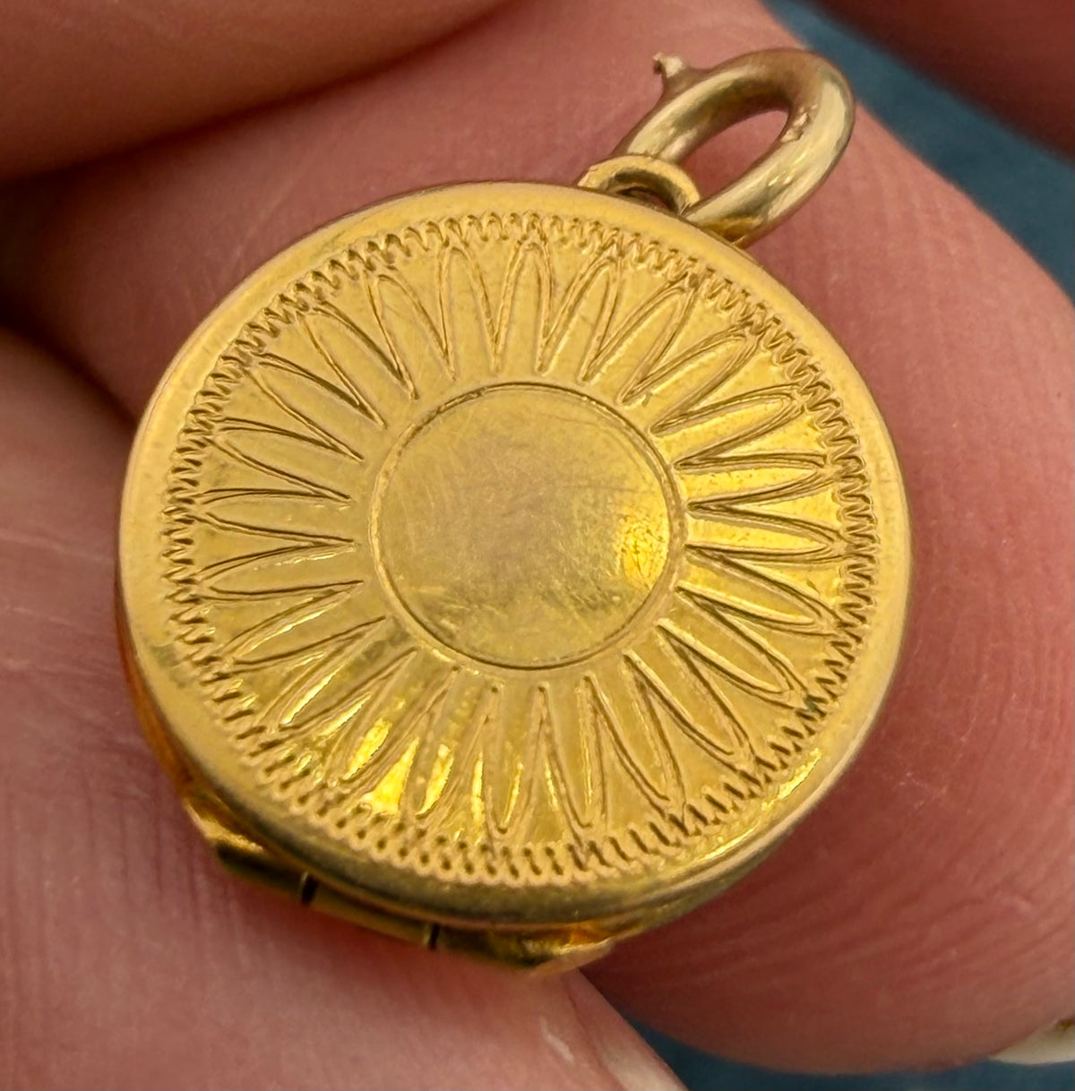 10k Yellow Gold SUNFLOWER Locket Pendant. Tiny!