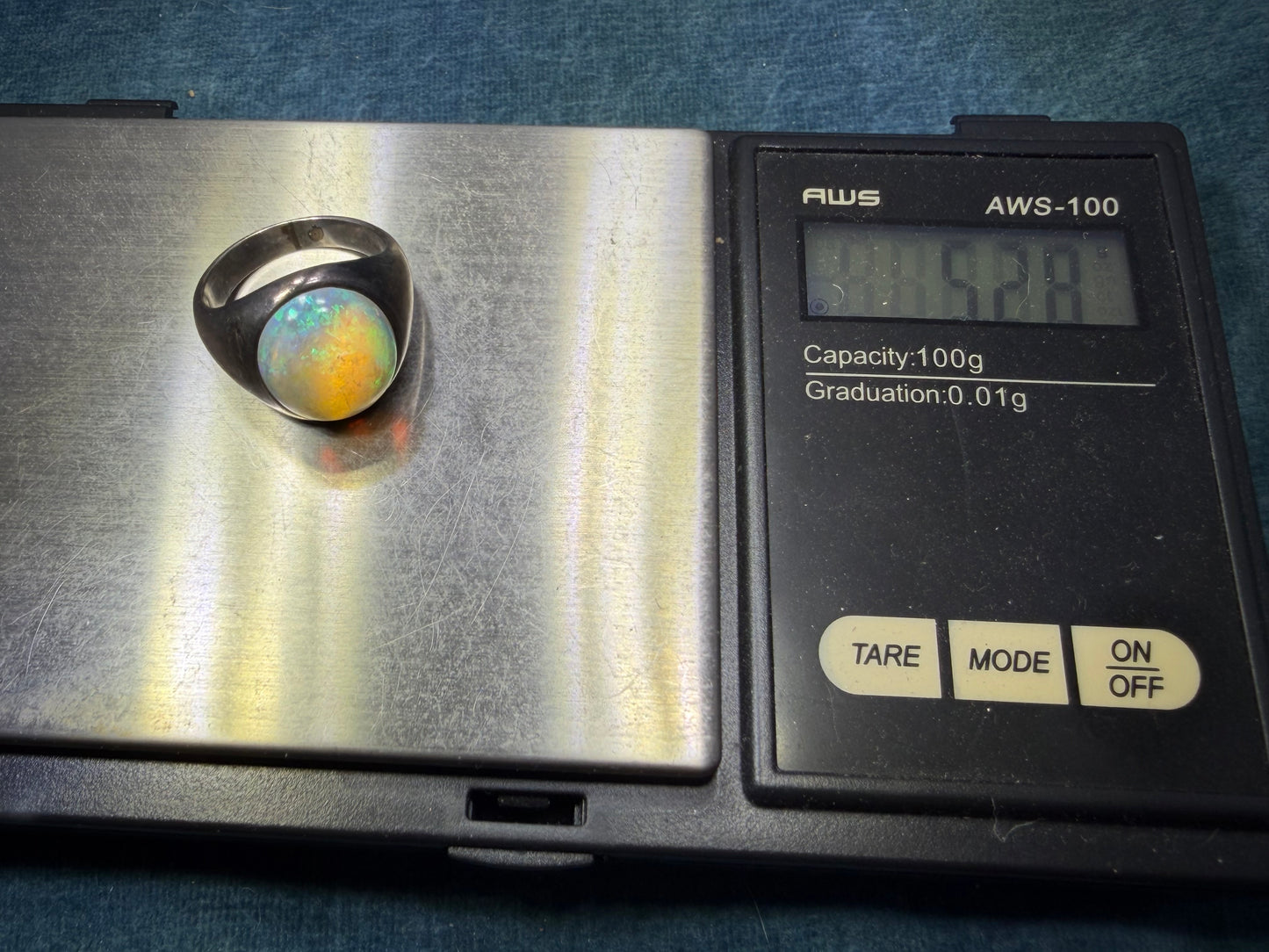 Australian Jelly Opal Signet Ring. 15mm + 5g  *Video*