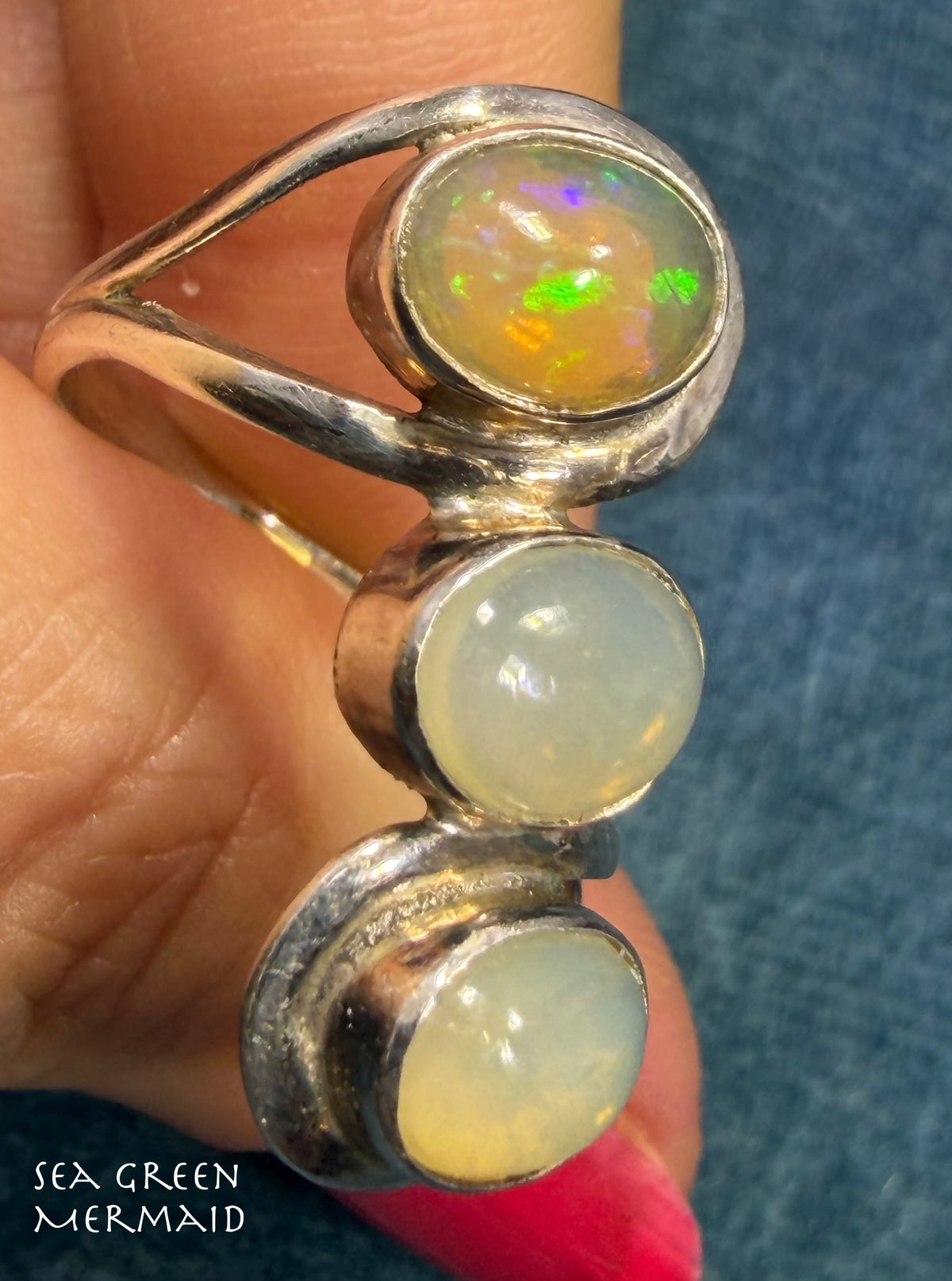 Ethiopian Welo Jelly Opal + Quartz Stop Light Ring in Silver. 1" Wide