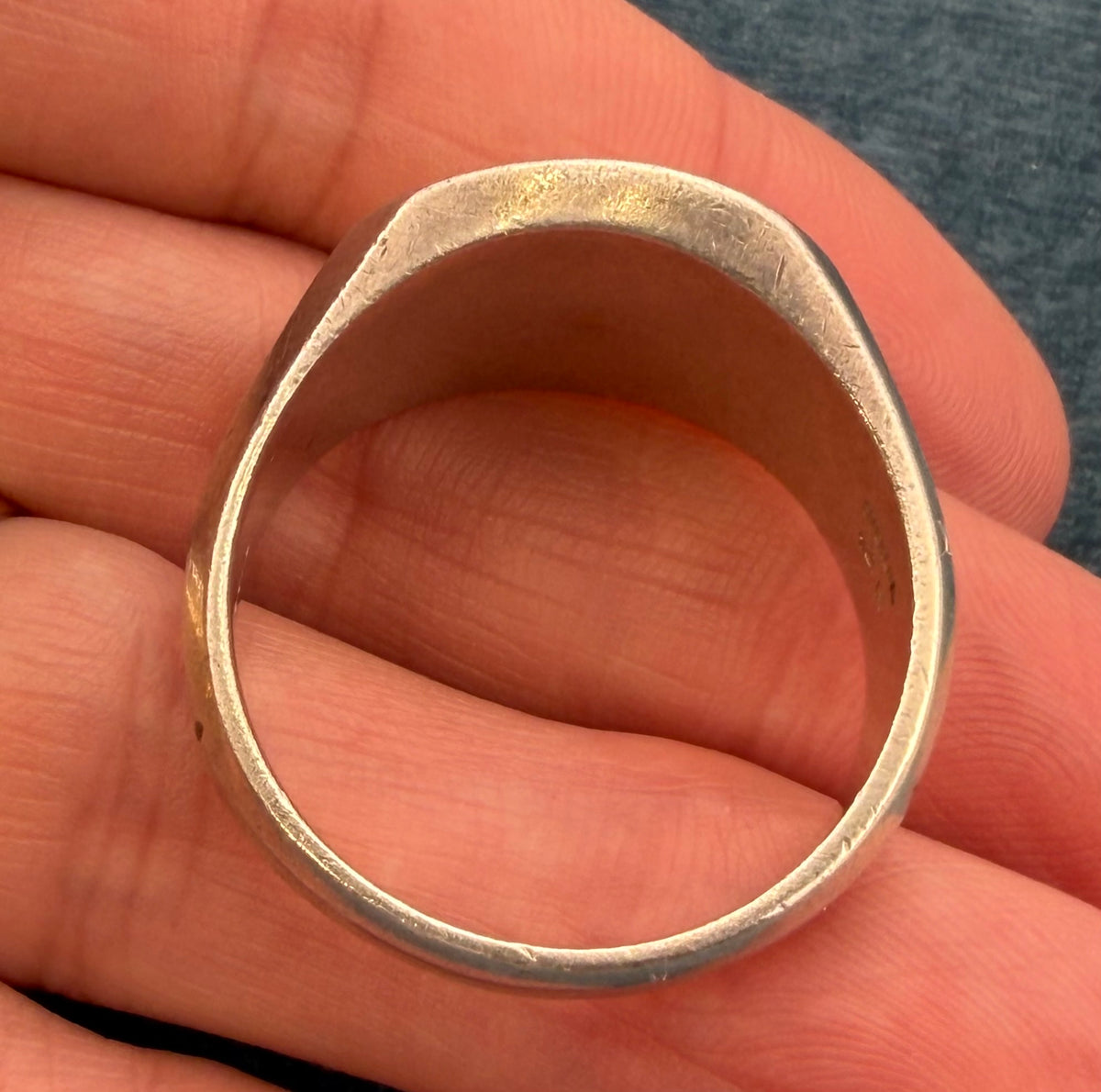 14k Yellow Gold US Coast Guard Insignia in 925 Silver Ring. Size 15. 16mm 14.8g