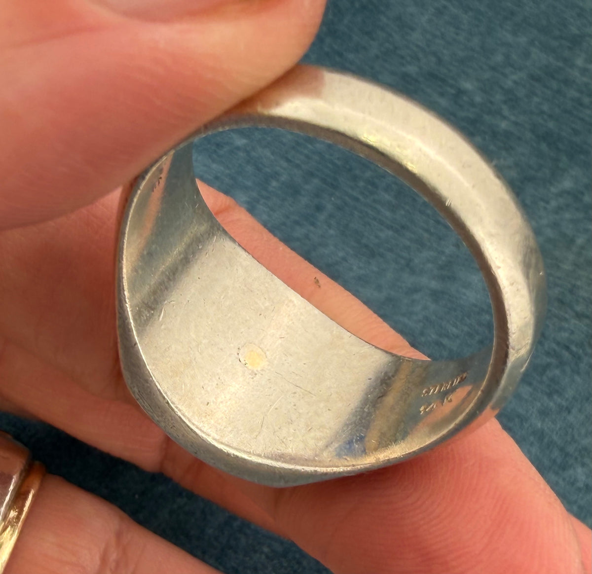 14k Yellow Gold US Coast Guard Insignia in 925 Silver Ring. Size 15. 16mm 14.8g