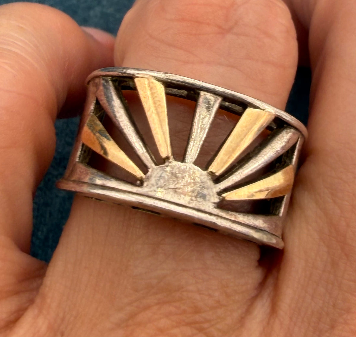 14k Yellow Gold + Sterling Silver Cut-Out Rising Sun Sunburst Ring