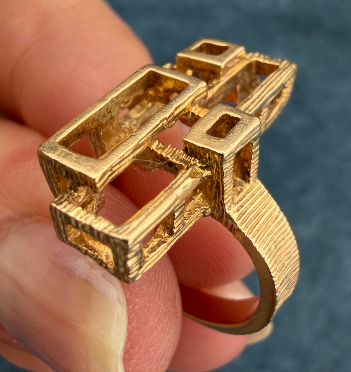 14k Yellow Gold Geometric 3-D MCM Modernist Ring. 0.8" Wide