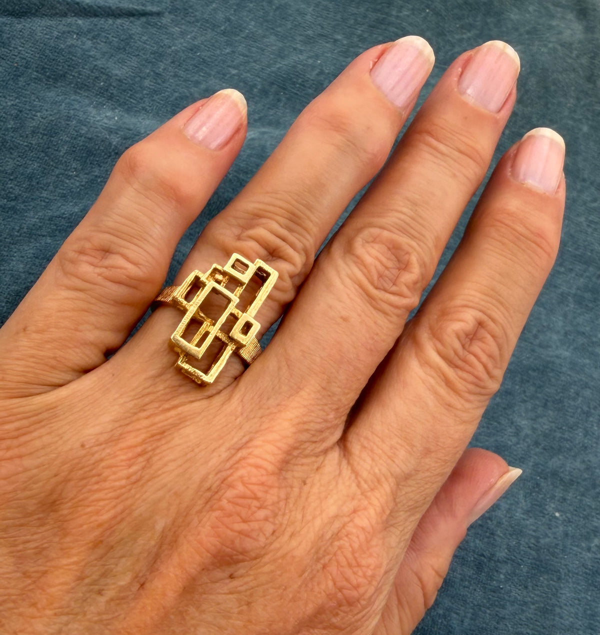 14k Yellow Gold Geometric 3-D MCM Modernist Ring. 0.8" Wide
