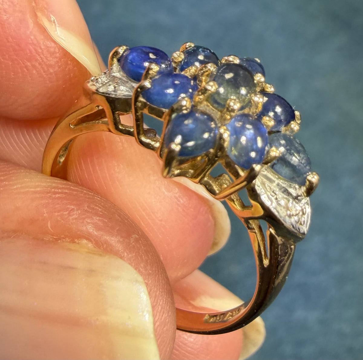 10k Yellow Gold Natural Blue Sapphire Cabochon Harem Ring w Diamonds