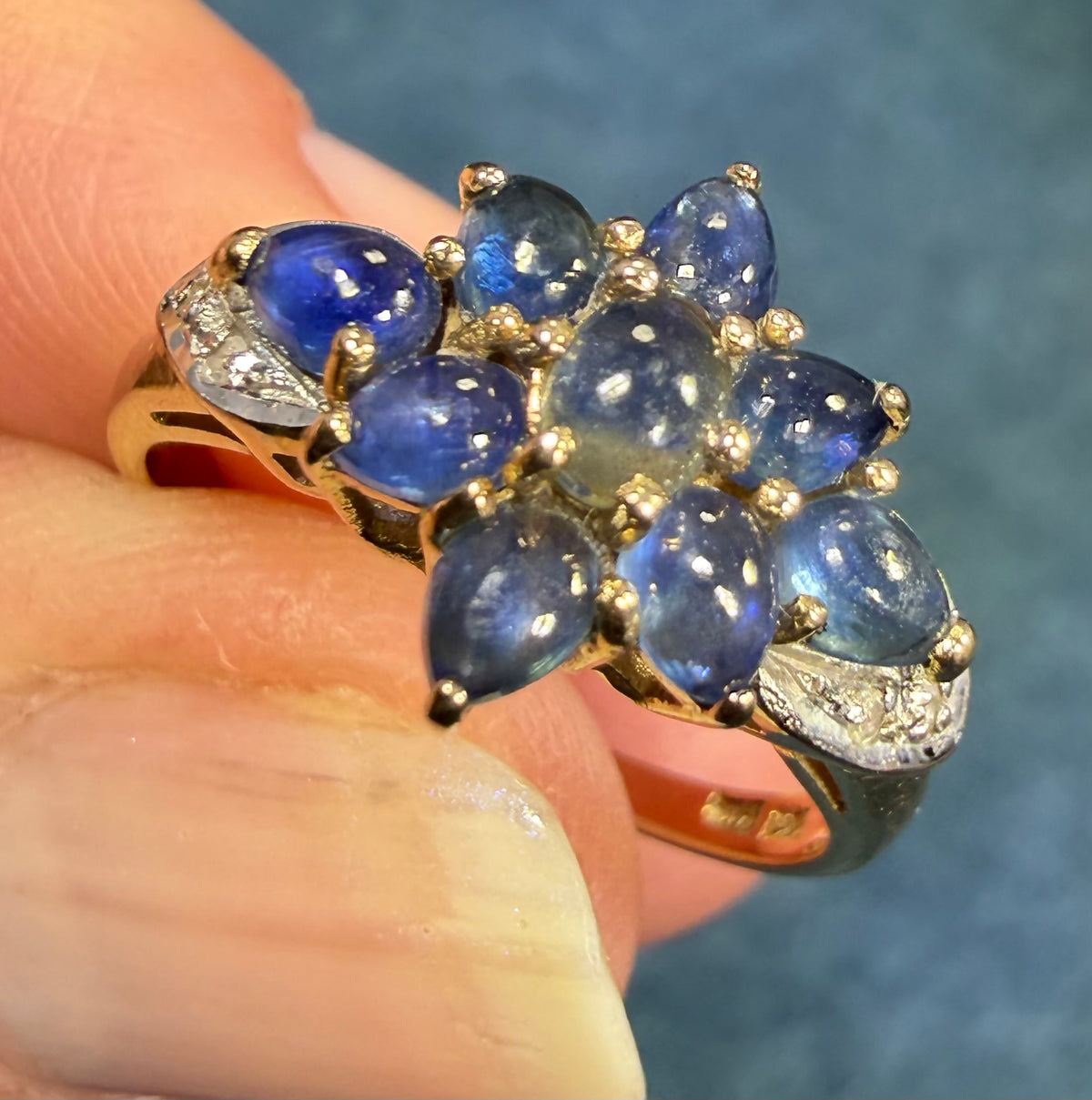 10k Yellow Gold Natural Blue Sapphire Cabochon Harem Ring w Diamonds