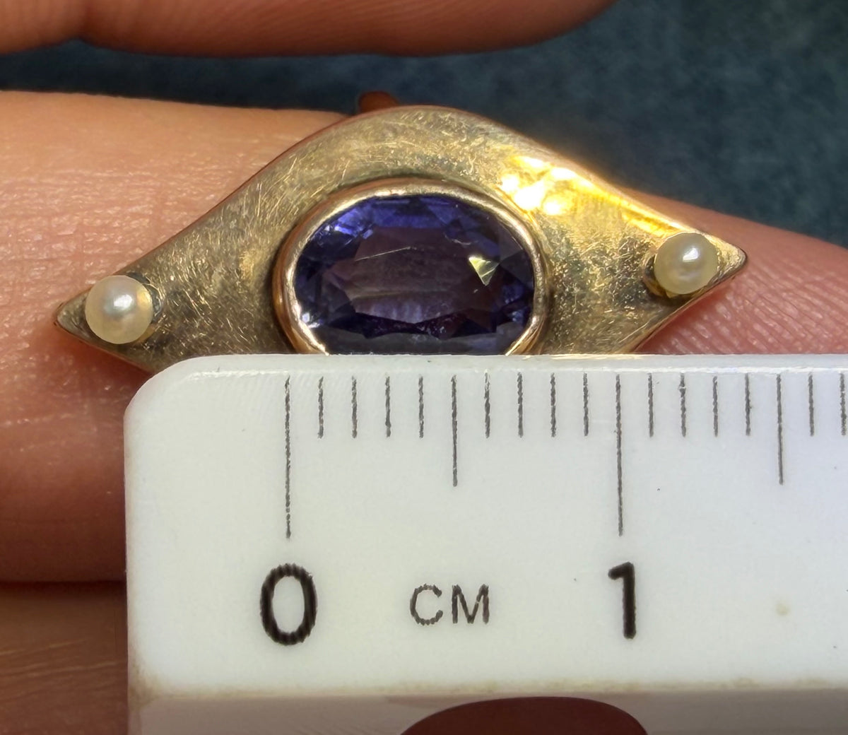 10k Yellow Gold Lab Purple Alexandrite Navette Ring w Pearls. Victorian 3/4"