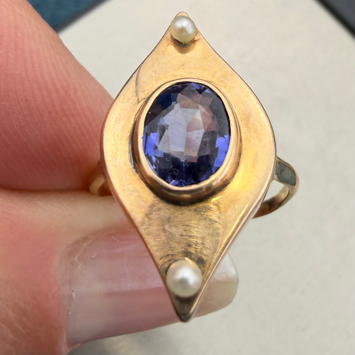 10k Yellow Gold Lab Purple Alexandrite Navette Ring w Pearls. Victorian 3/4"