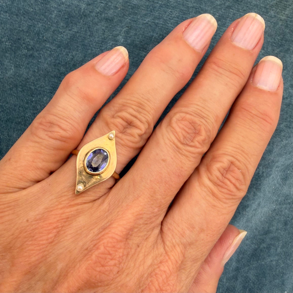 10k Yellow Gold Lab Purple Alexandrite Navette Ring w Pearls. Victorian 3/4"