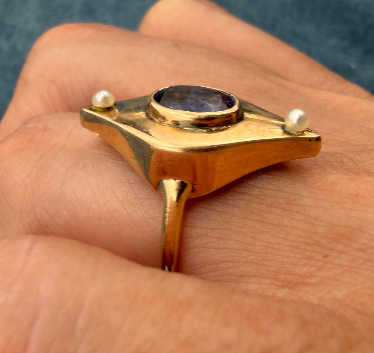 10k Yellow Gold Lab Purple Alexandrite Navette Ring w Pearls. Victorian 3/4"