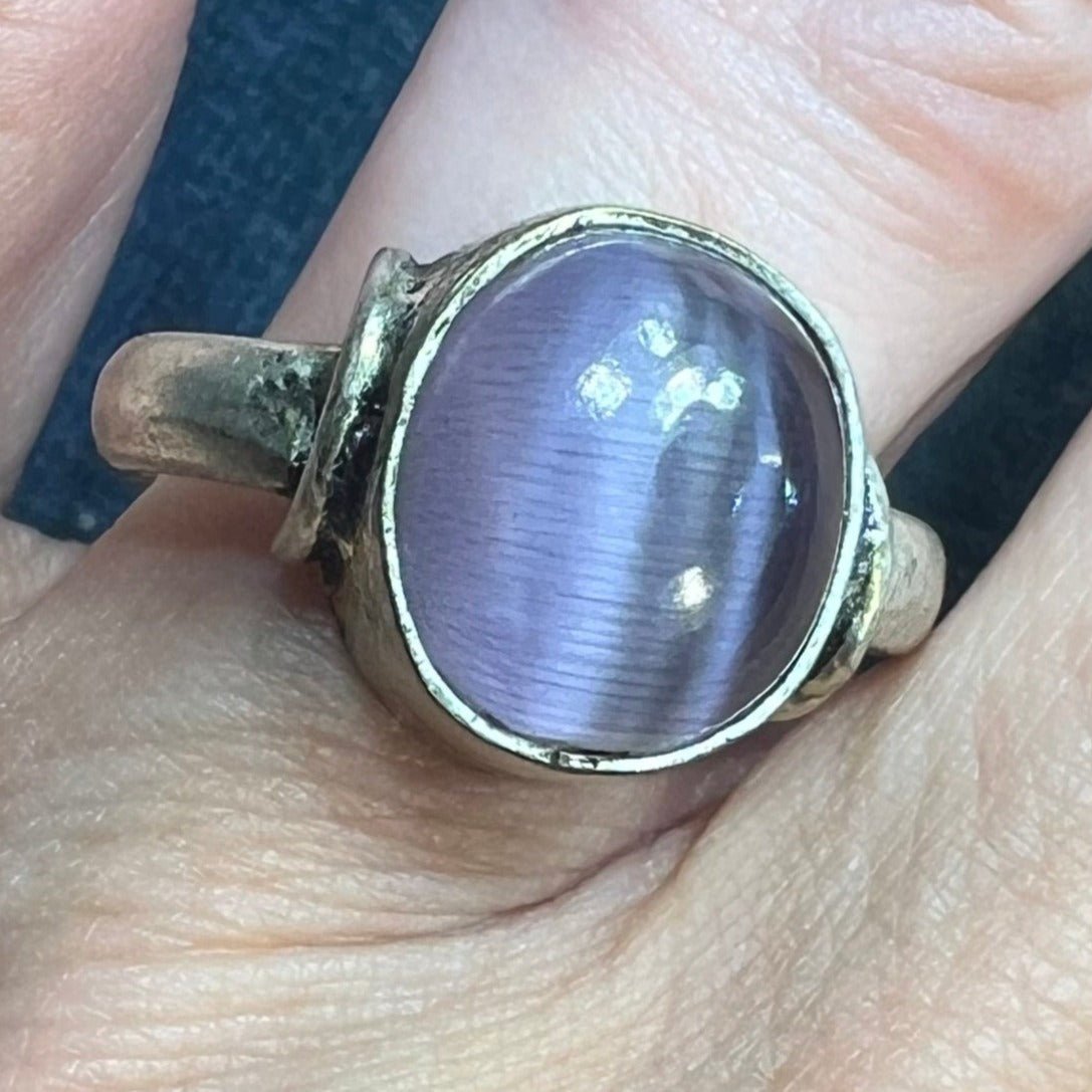 Lavender Cats Eye Cabochon Stone Ring in Silver *Video*