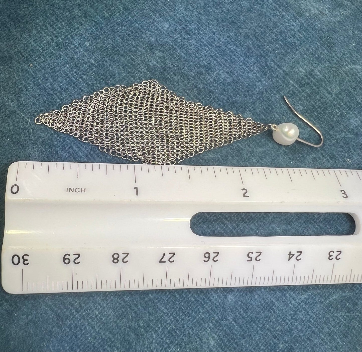 Mesh Scarf Earrings in 925 w Pearls. Stamped "T & Co."