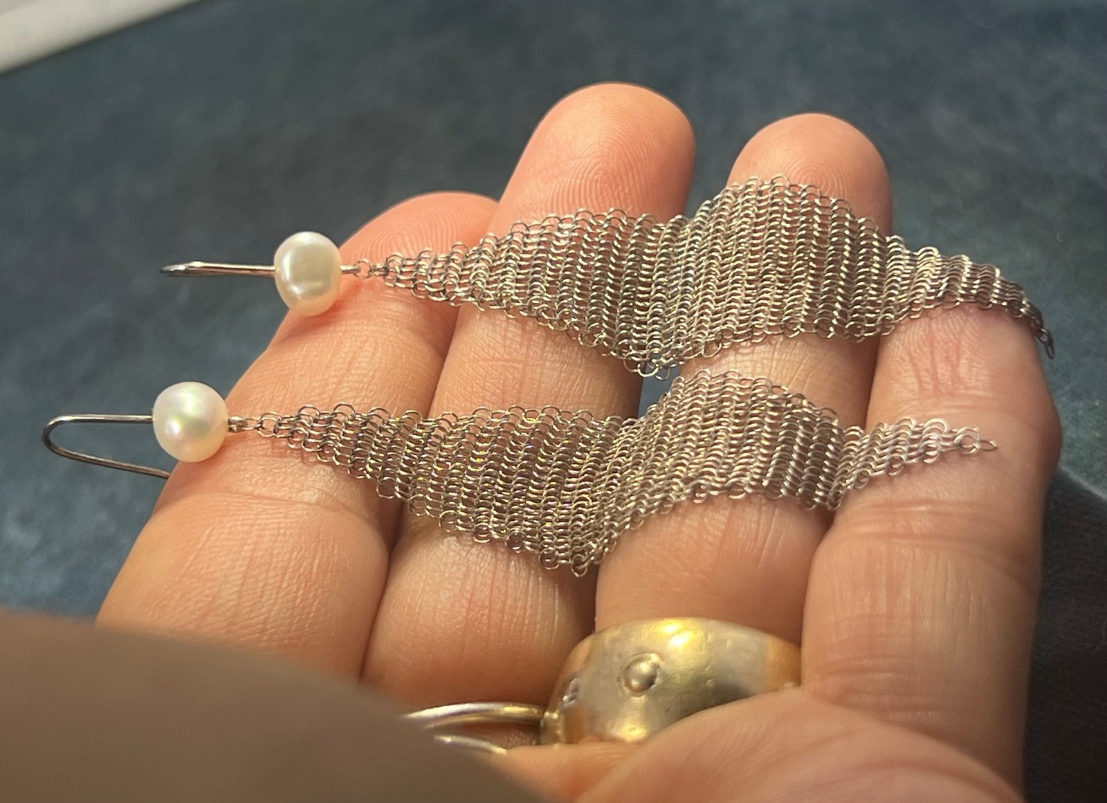 Mesh Scarf Earrings in 925 w Pearls. Stamped "T & Co."