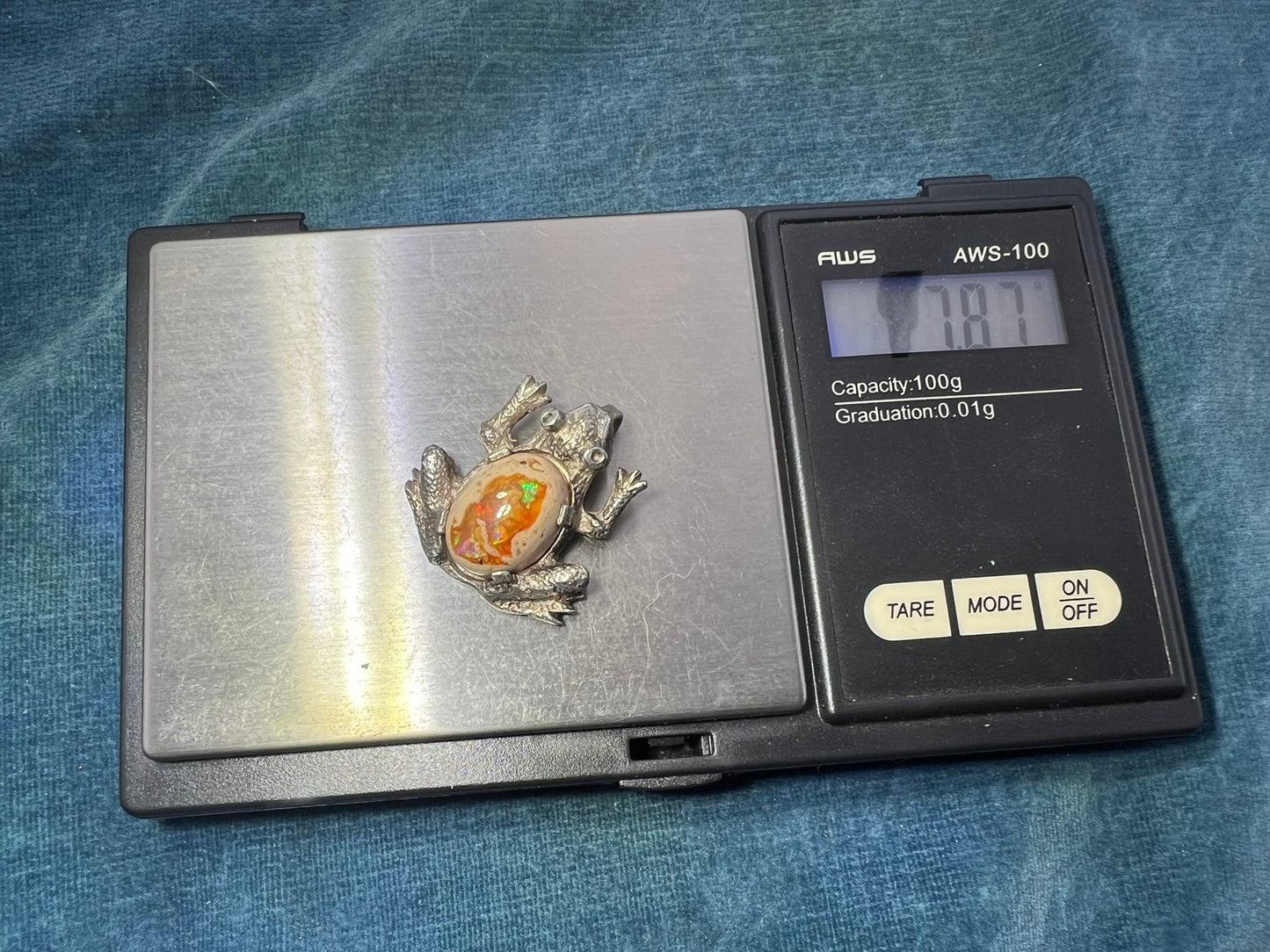 Mexican Boulder Jelly Opal FROG Pendant *Video