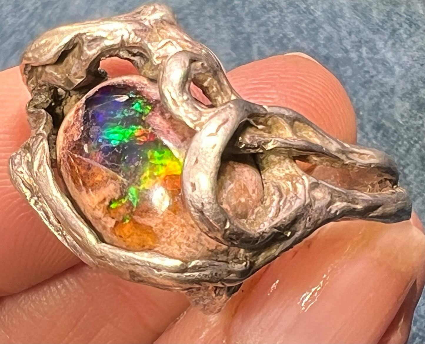 Mexican Jelly Boulder Opal Artisan Silver Ring. 0.9" Wide *Video*
