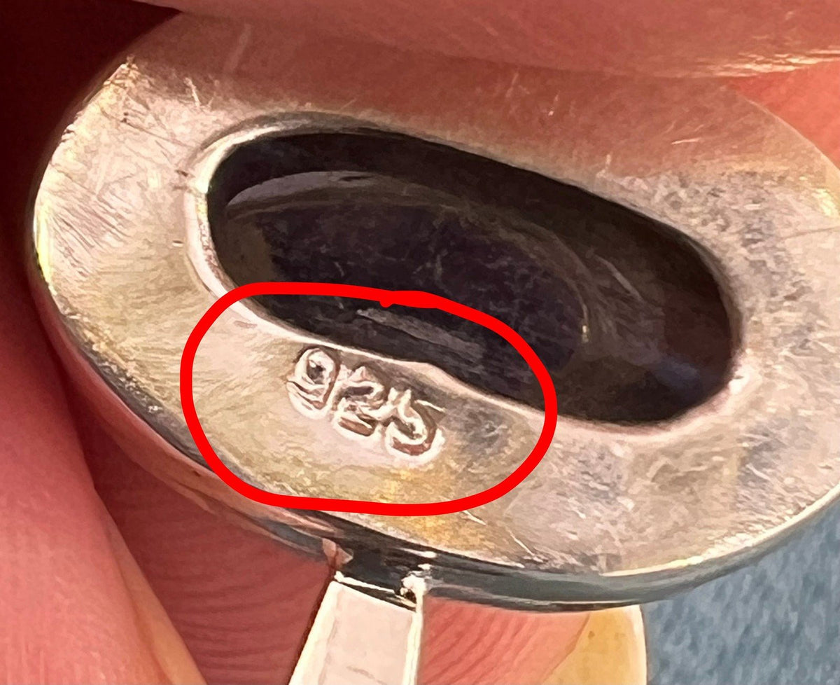 Natural Blue Sapphire Pendant in 925 Silver Bezel *Video*