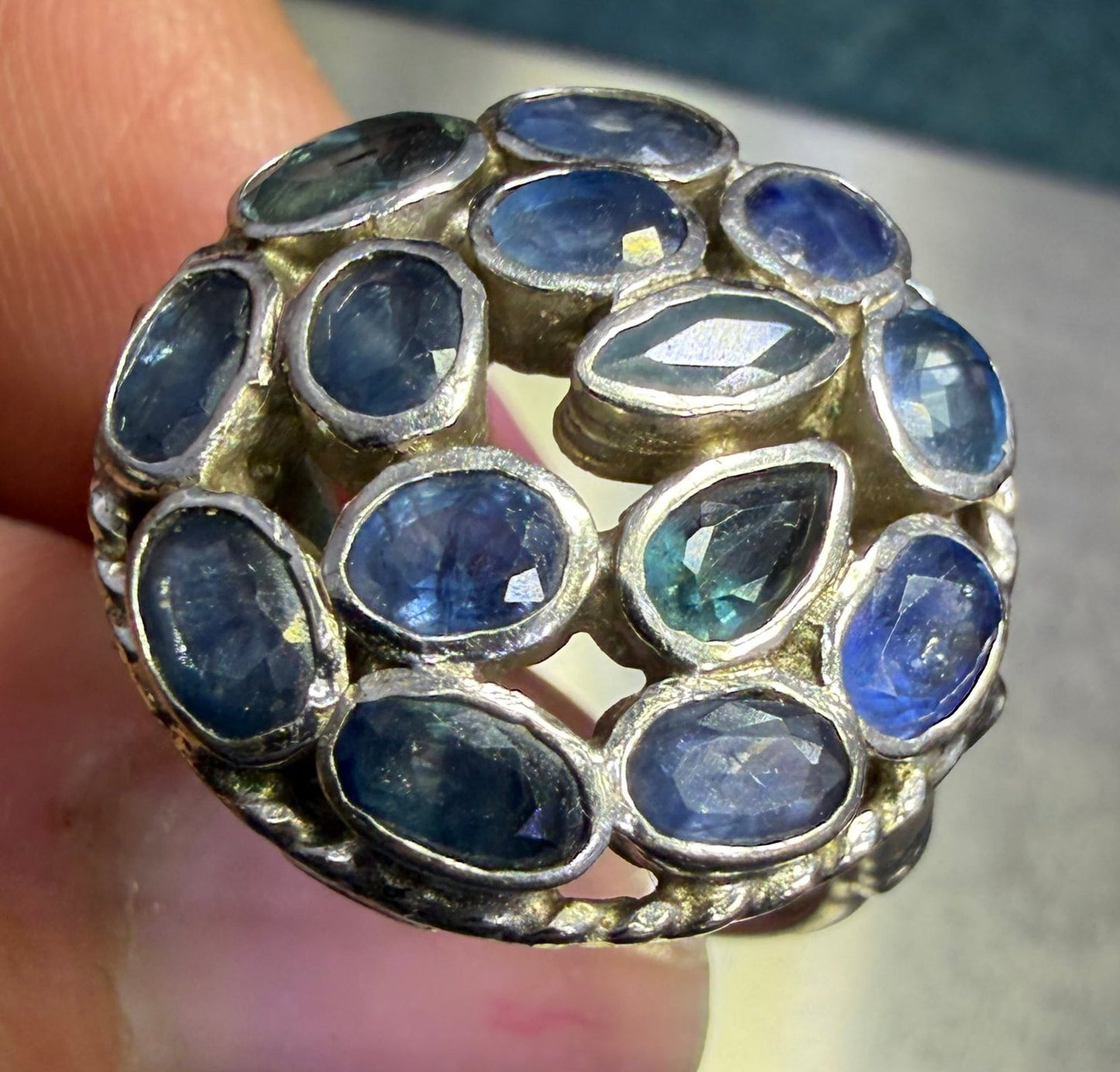 Natural Blue Sapphire "Sunburst" Harem Ring. 3/4"+ 6g *Video*