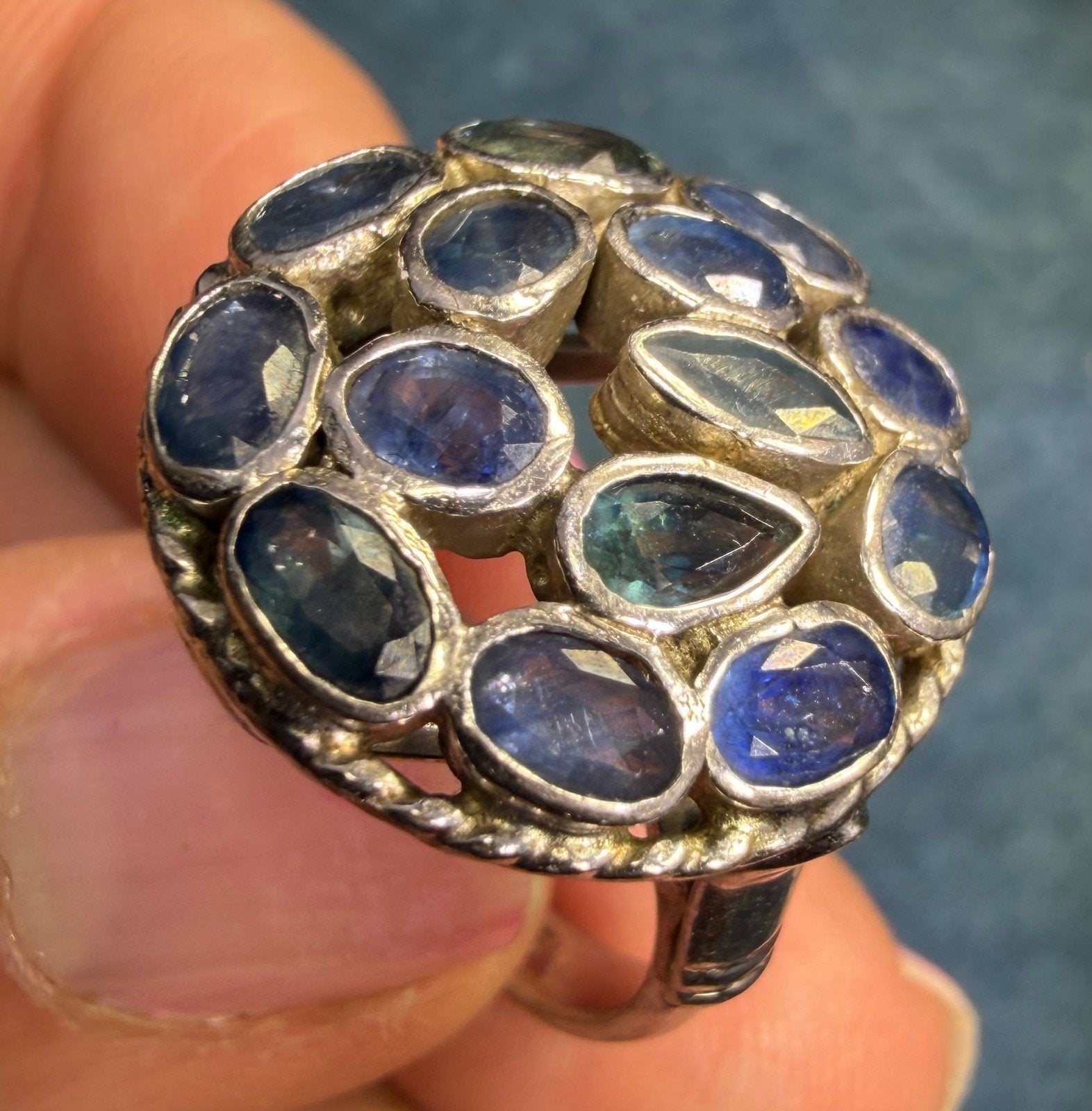 Natural Blue Sapphire "Sunburst" Harem Ring. 3/4"+ 6g *Video*
