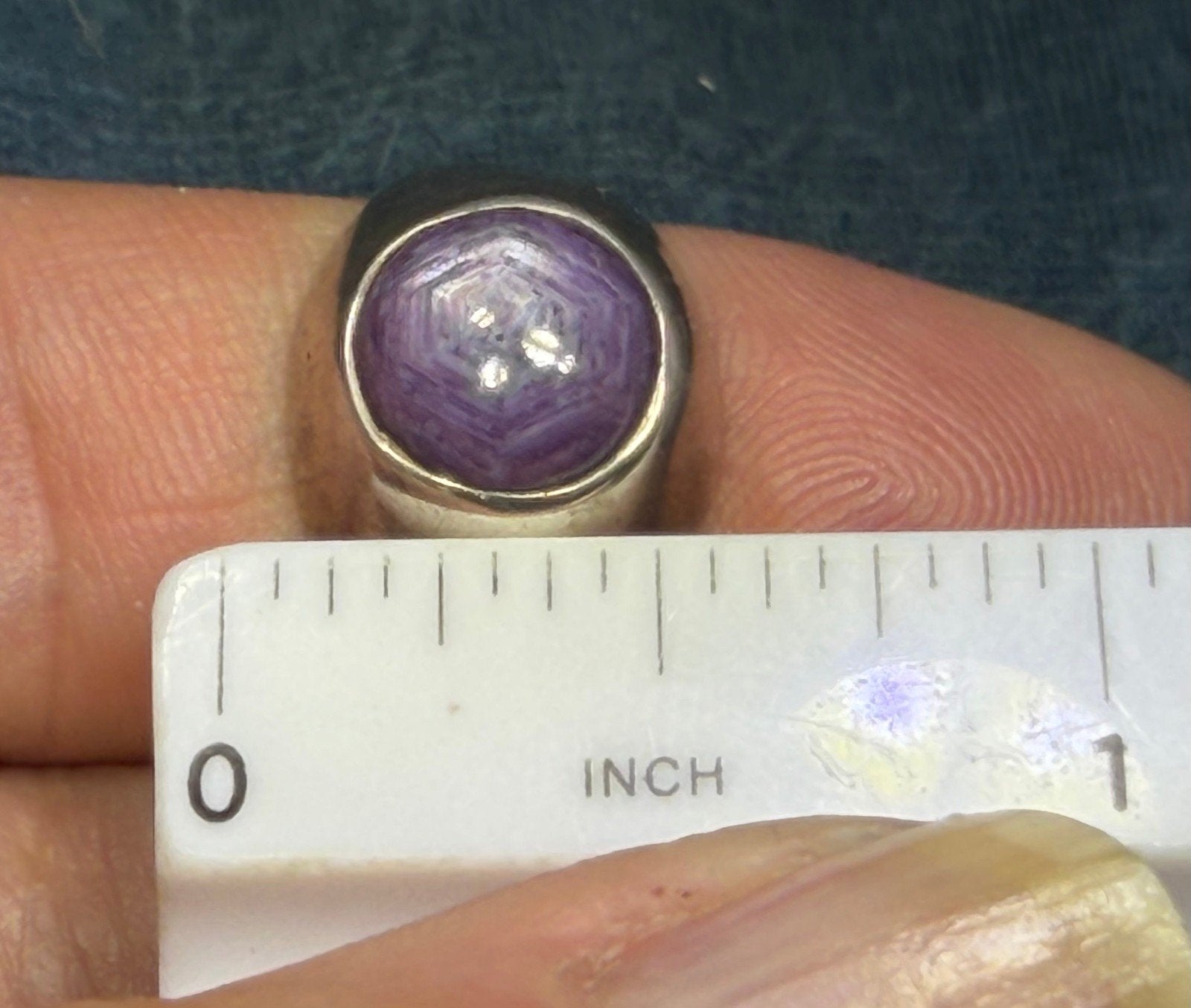 Purple Star Ruby / Sapphire Signet Ring in Sterling Silver. 7g *Video*