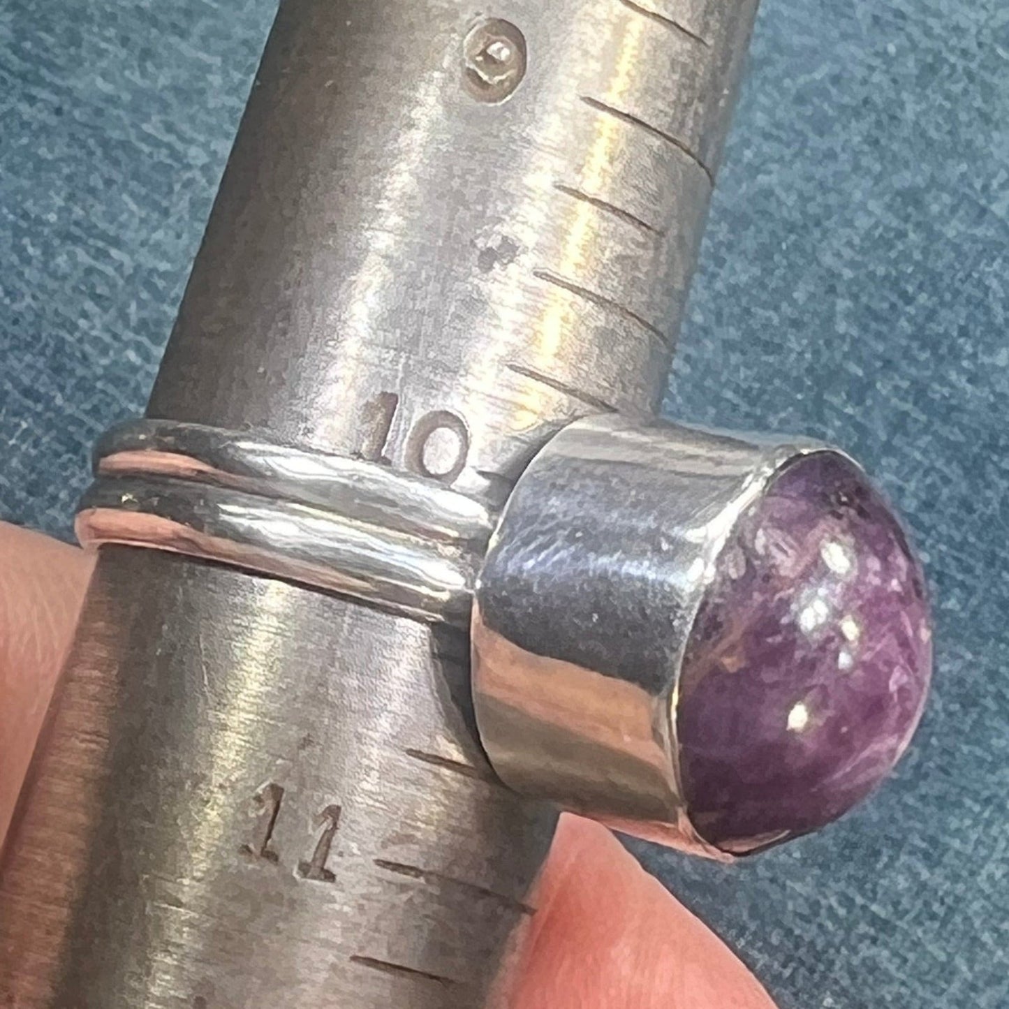 Purple Star Sapphire / Star Ruby Ring in Sterling Silver. 3/4" + 11g *Video*