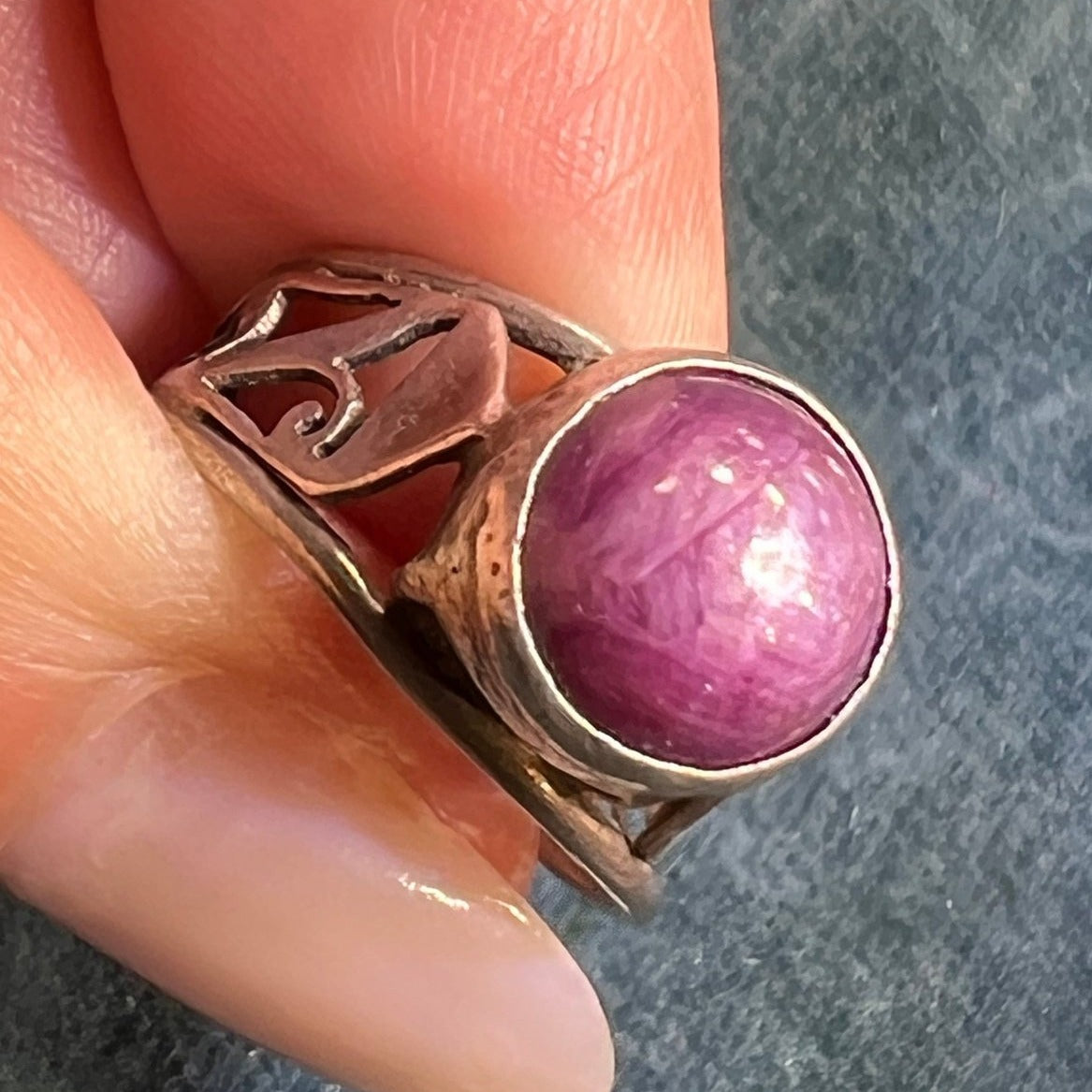 Sterling Silver Natural Red Star Sapphire / Ruby Ring *Video*