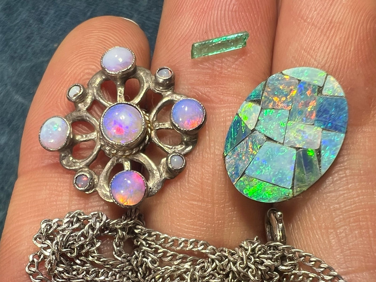 UNDER COST Jewelry Lot w Opals + Emerald - Box Z25