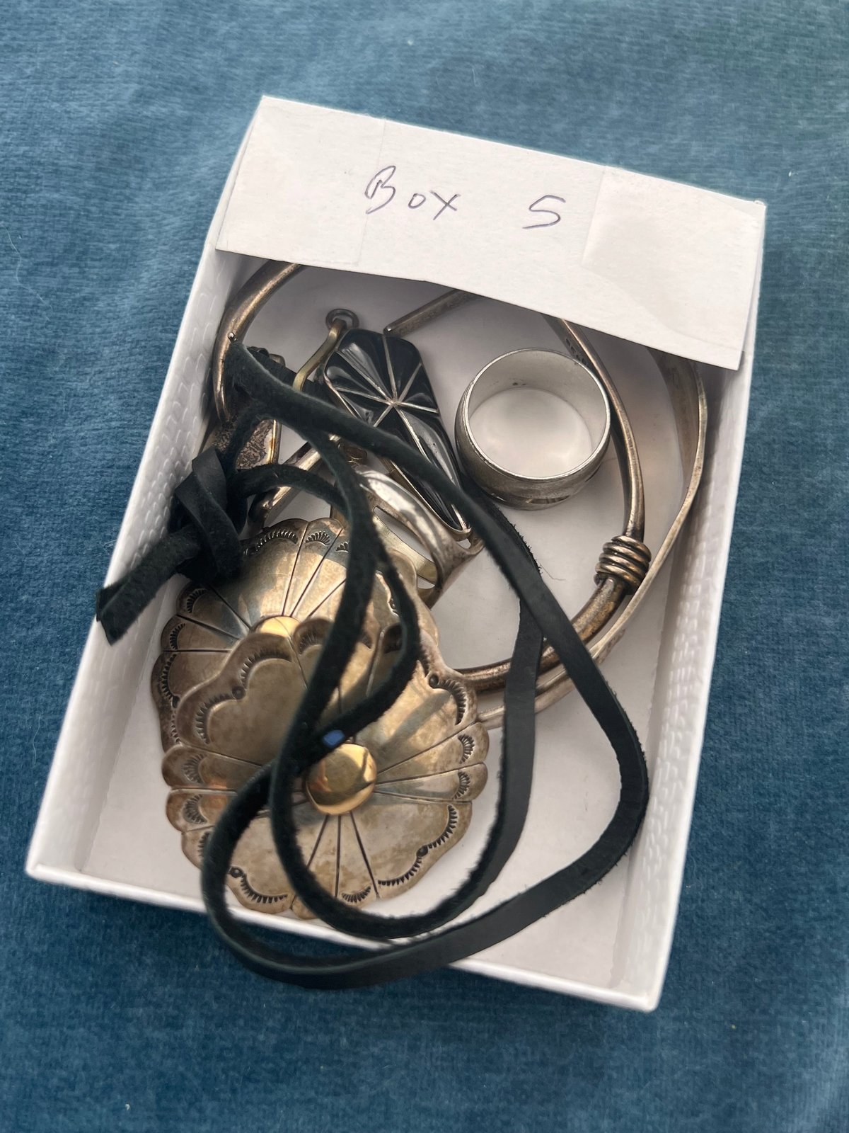 UNDER COST - Lot of 925 Jewelry + 14k /925 Begay Earrings - Box 5