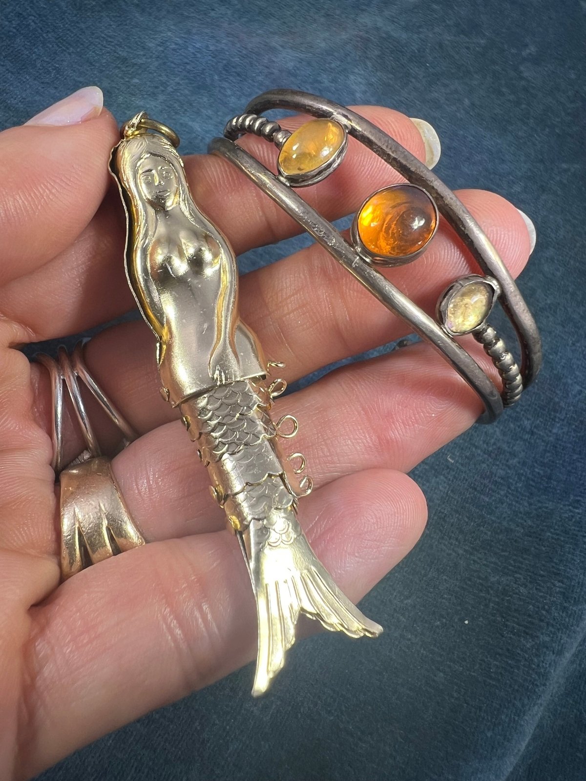UNDER COST - Lot of 925 Jewelry - Mermaid + Pendant - Box Z4