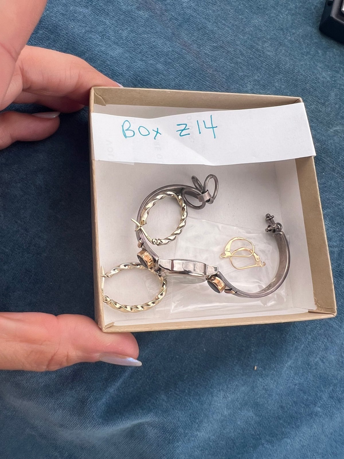 UNDER COST - Lot of Jewelry - Hoop Earrings + 14k /925 Watch Ends - Box Z14