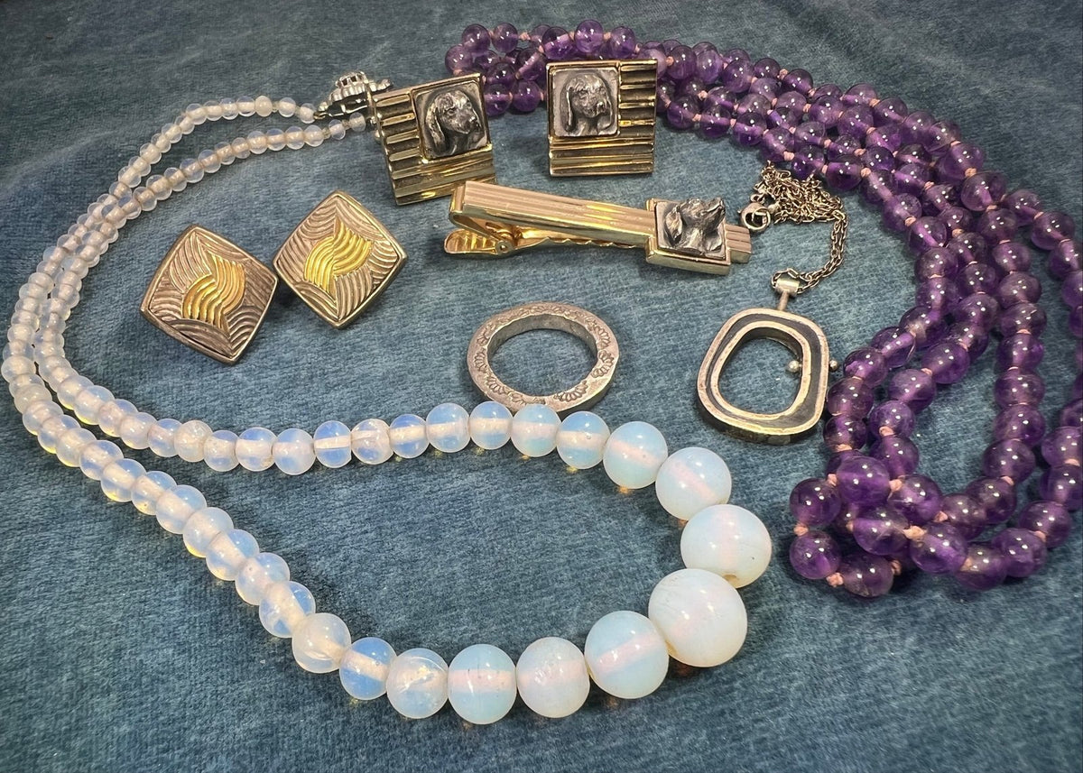 UNDER COST - Lot of Jewelry w 18k /Silver Designer Earrings - Box 14