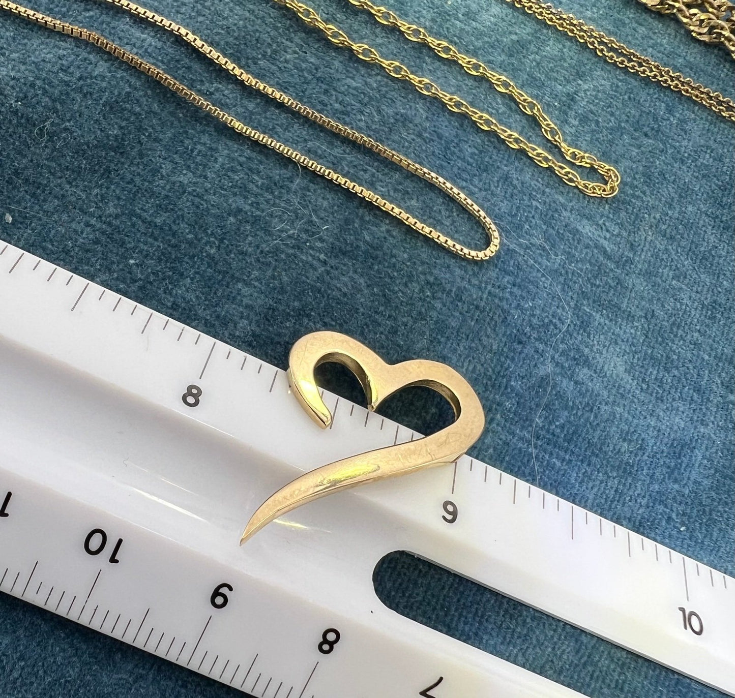 UNDER COST - Lot of TEN 925 Gold + Silver Tone Chains w 10k Gold Heart Pendant - Box 23